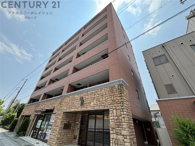 建物外観　安心のオートロック付き♪