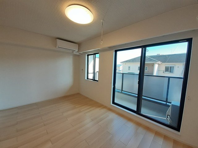 居室・リビング　使いやすい居間です