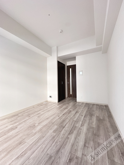 居室・リビング　インターネットも無料で使い放題♪