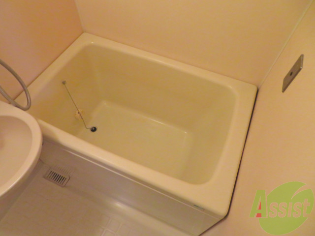 バス・シャワールーム　疲れた時はゆっくり湯船につかってみてはいかがでしょうか。