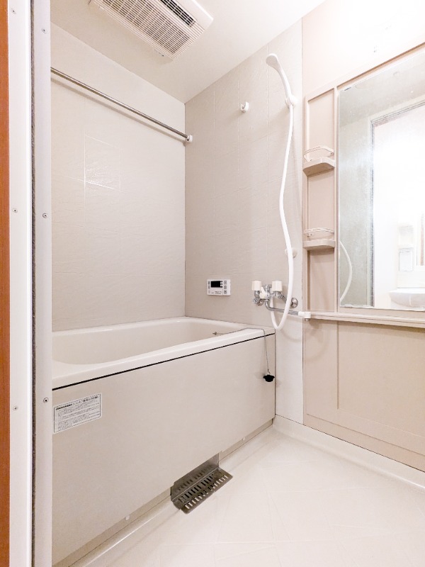 バス・シャワールーム　図面と現状に相違がある場合には現状を優先