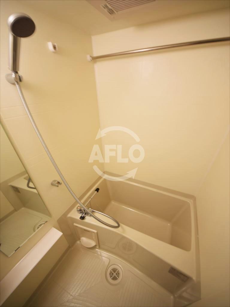 バス・シャワールーム　エステムコート南堀江IIIチュラ　浴室