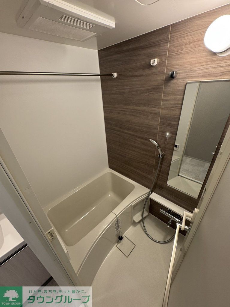 バス・シャワールーム　バス