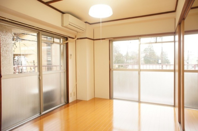 居室・リビング　図面と現状に相違がある場合には現状を優先