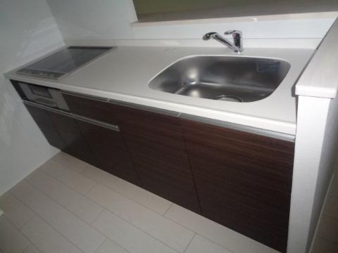 キッチン　反転タイプのお部屋写真（イメージ）