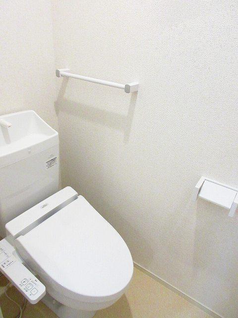 トイレ　トイレ