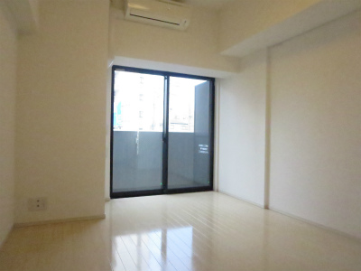 居室・リビング　※別部屋参考写真