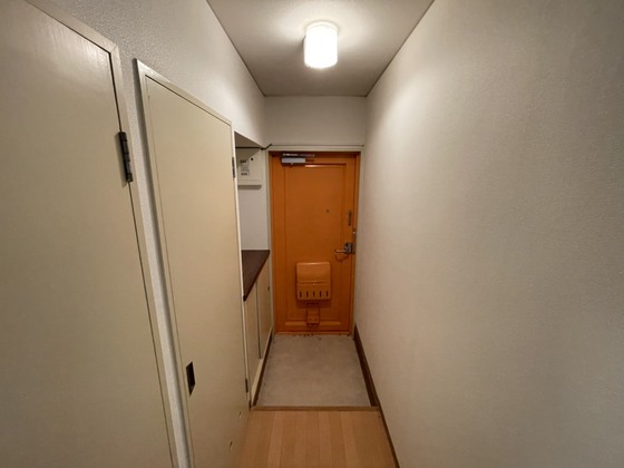 玄関　※別部屋の写真です