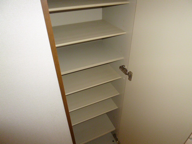 収納　シューズボックス