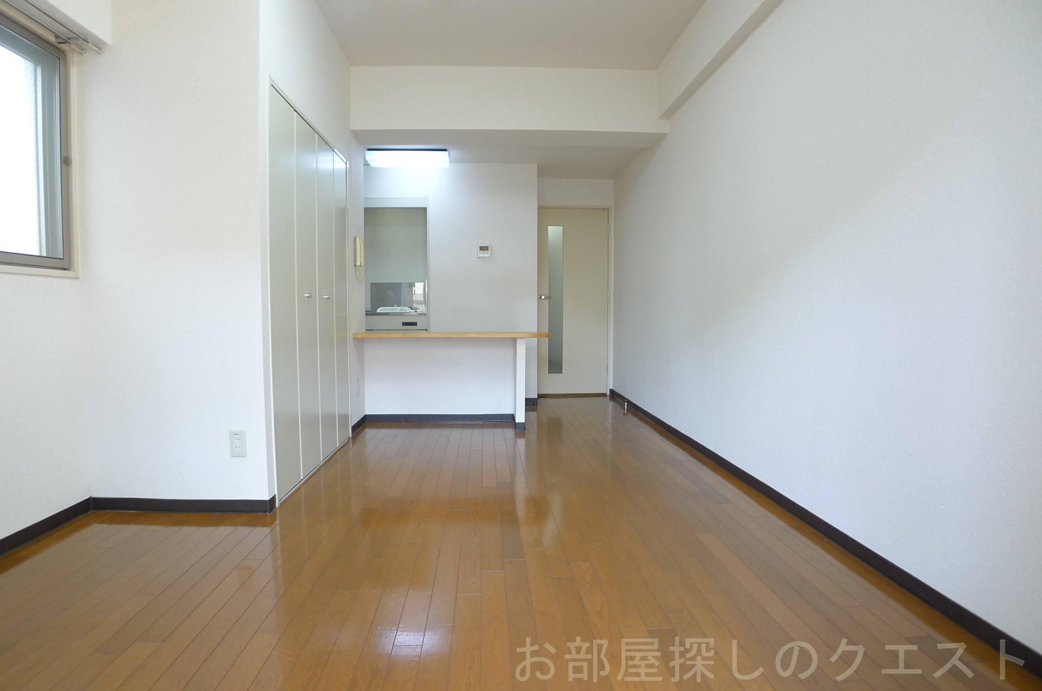 居室・リビング　（写真は同タイプ）