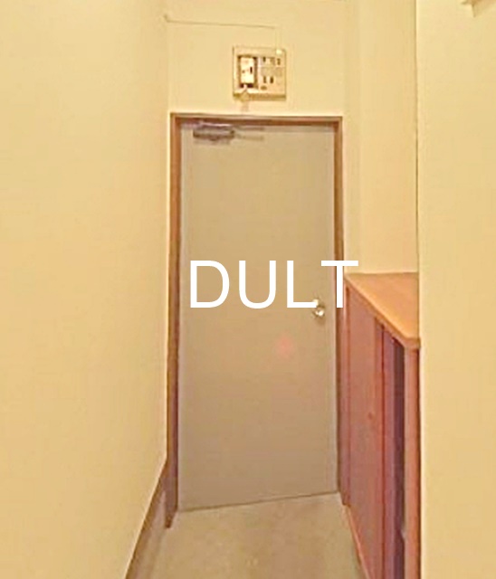 玄関　玄関です。