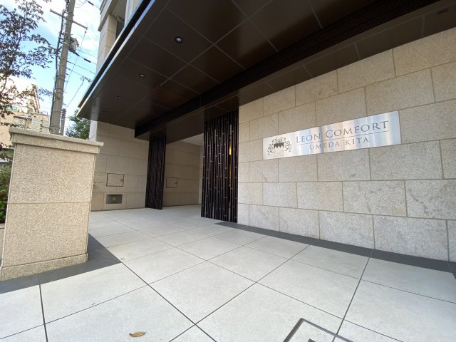 エントランス　レオンコンフォート梅田北　エントランス