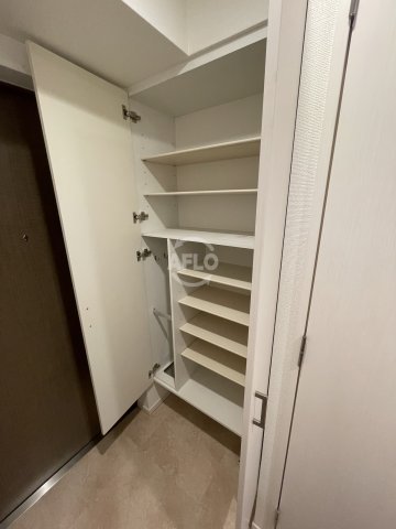 収納　レオンコンフォート梅田北　シューズボックス