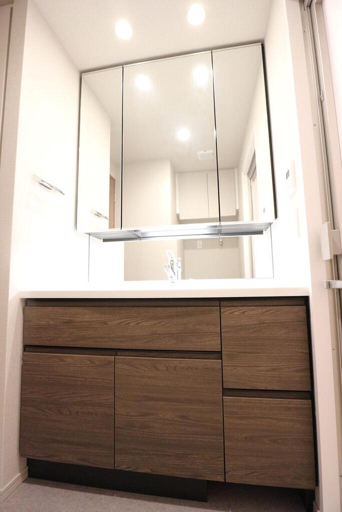 洗面設備　※他の部屋参考写真