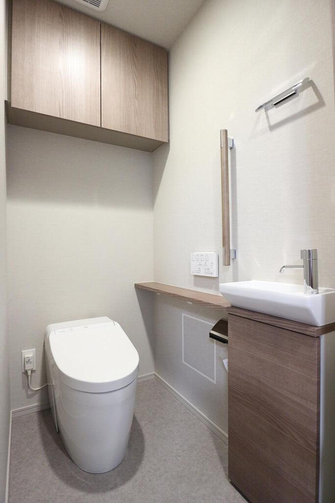 トイレ　※他の部屋参考写真