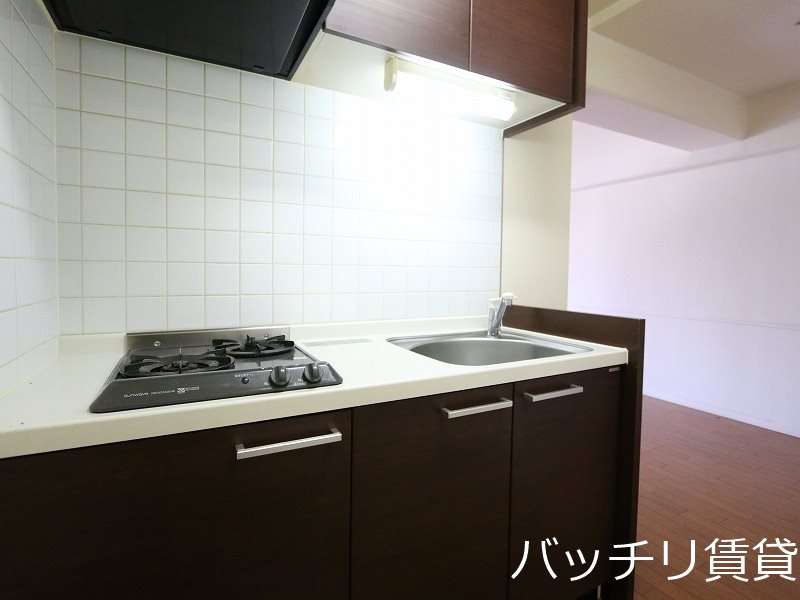 キッチン　写真は別号室イメージの為、現状を優先致します