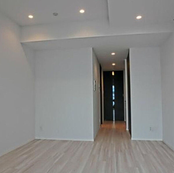 居室・リビング　※別部屋の参考写真です。