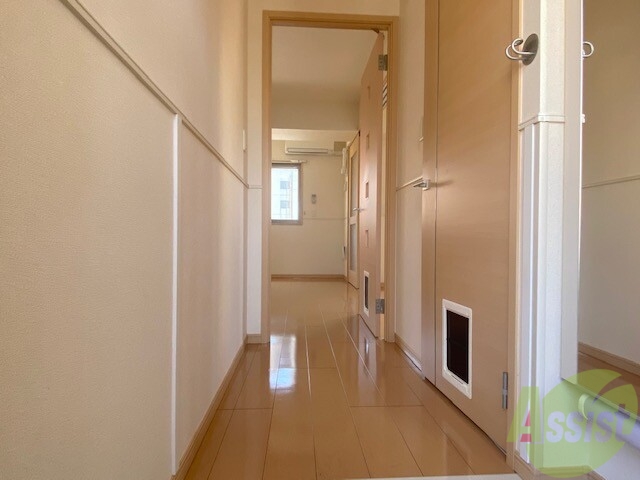 玄関　広い玄関ですので、急いでいるときでも問題ありませんね。