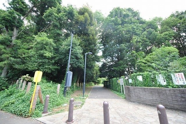 公園　戸張地区公園（公園）まで1560m