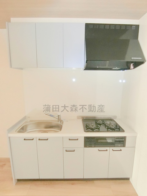 キッチン　3口ガスグリル付システムキッチン