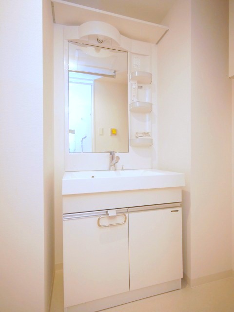 洗面設備　シャンプードレッサー付きです♪