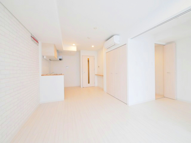 居室・リビング　広くてキレイなリビング♪