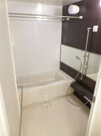 バス・シャワールーム　リノベーション前写真