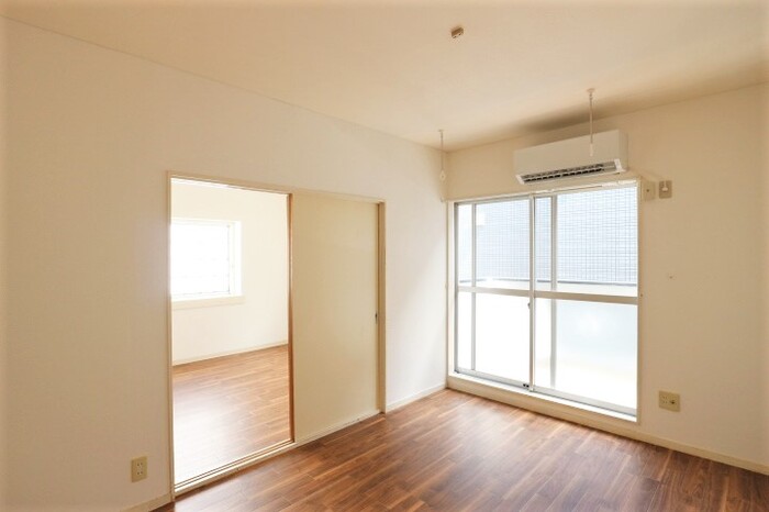 居室・リビング　※別号室参考写真です