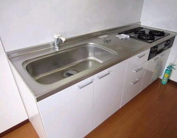 キッチン　３口ガスコンロシステムキッチン