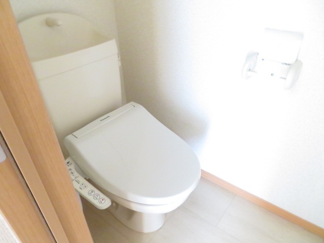 トイレ　反転タイプ参照