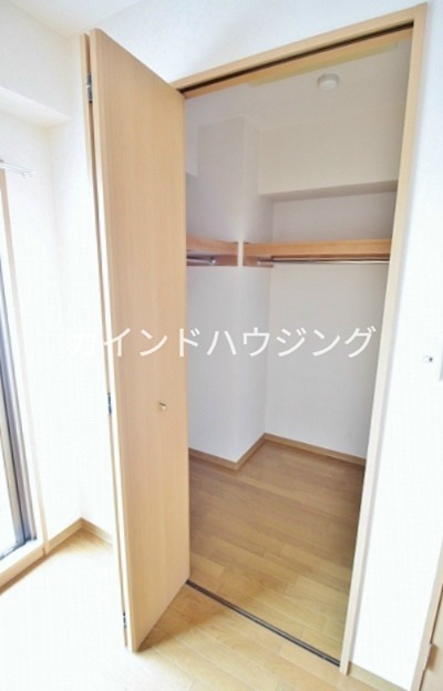 収納　ウォークインクローゼット
