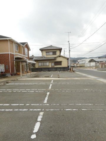 駐車場　駐車場完備です