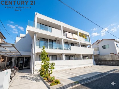 建物外観　オートロック付きで安心！宅配BOX付きで便利！