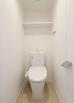 トイレ　別タイプ部屋　参考写真です