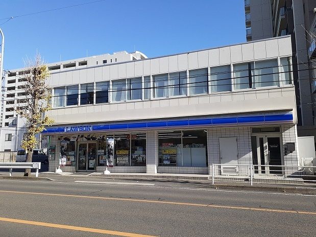 コンビニ　ローソン　与野下落合店（コンビニ）まで210m
