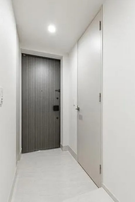 玄関　※こちらのお写真は他部屋になり参考写真です
