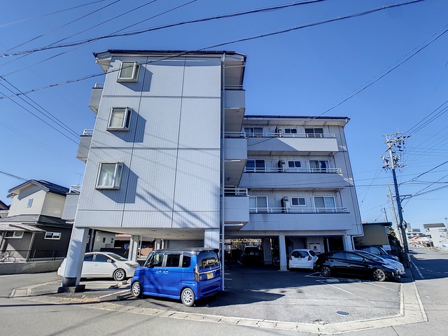 Axis Blazeの外観写真