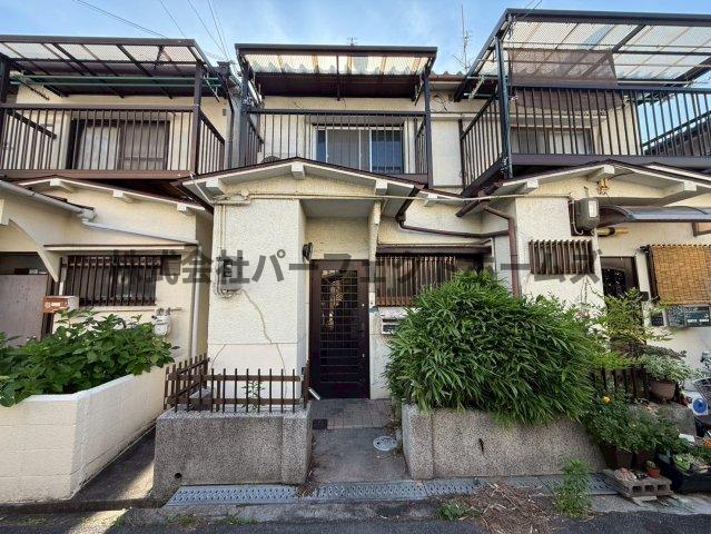 建物外観　落ち着いた雰囲気の外観です