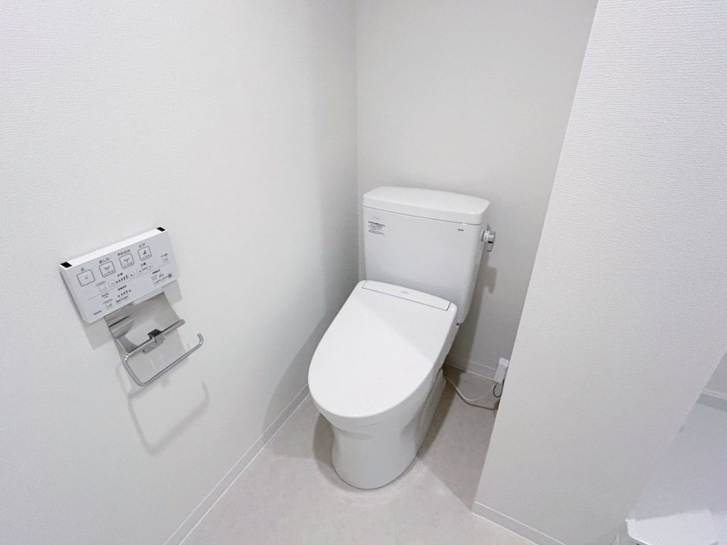 トイレ　お部屋探しは株式会社　タウンハウジング　までお気軽にお問合…