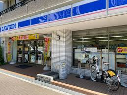 コンビニ　ローソン西宮北口町店（コンビニ）まで129m