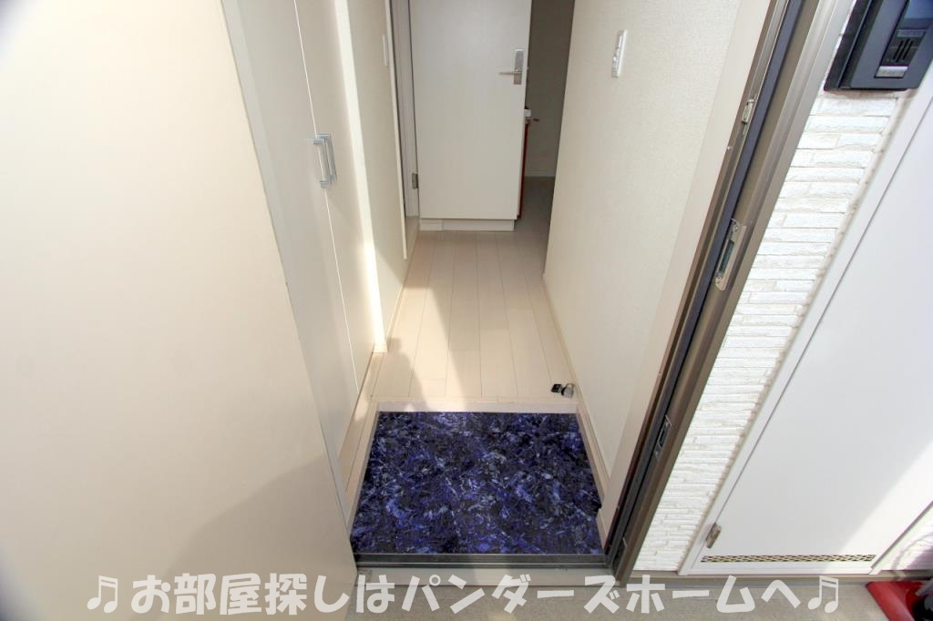レジデンスナンワ香里園の玄関写真
