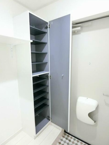 玄関　同建物別部屋参考
