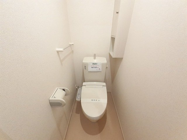 トイレ　トイレもきれいです