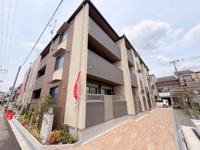 建物外観　綺麗な外観の素敵なお部屋があなたを待っています。
