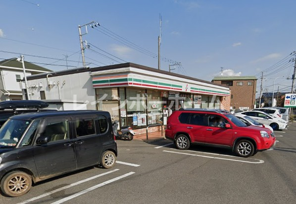 コンビニ　セブンイレブン 船橋新高根6丁目店（コンビニ）まで530m