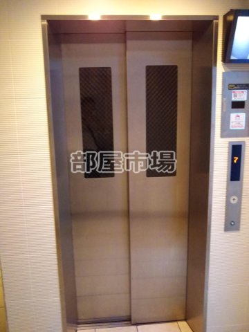 その他　エレベーター