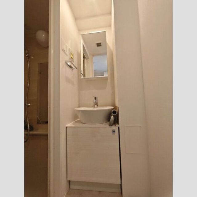 洗面設備　同施工の参考写真です