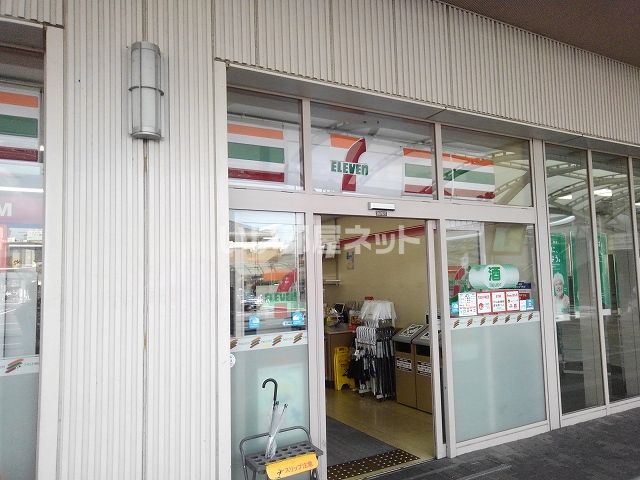 コンビニ　セブンイレブン JR奈良駅前店（コンビニ）まで177m