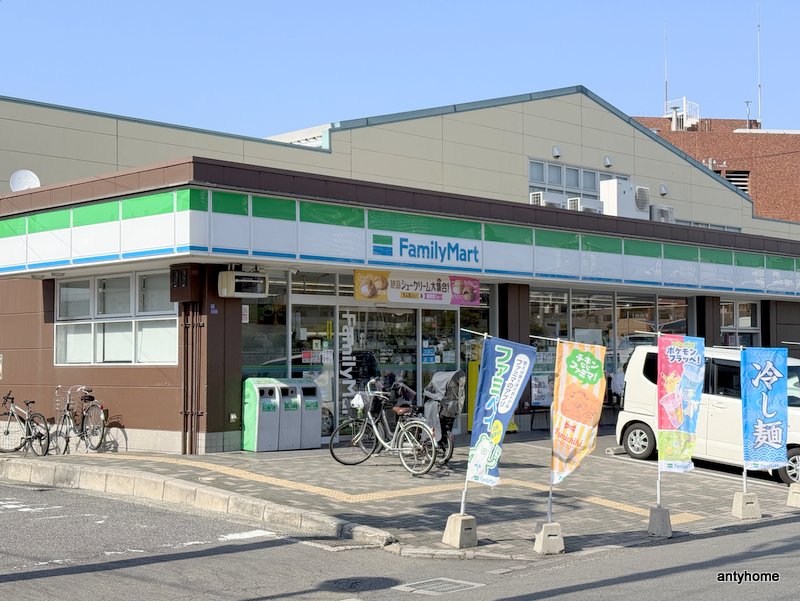 コンビニ　ファミリーマート 大開四丁目店（コンビニ）まで399m