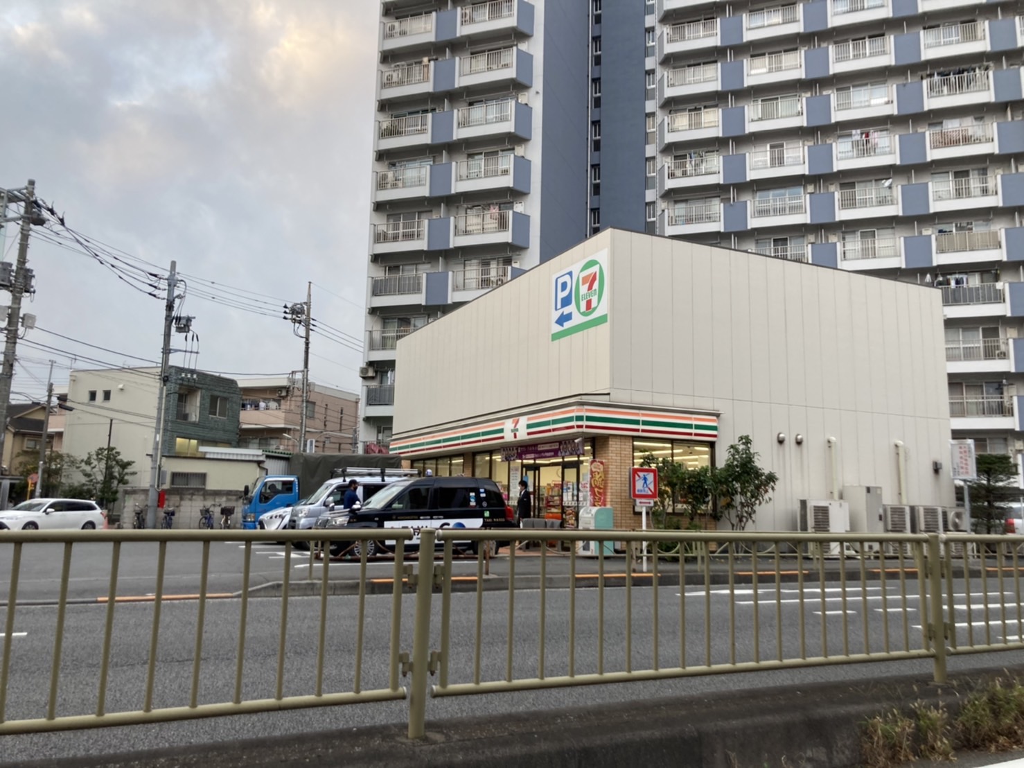コンビニ　セブンイレブン大田区久が原2丁目店（コンビニ）まで588m